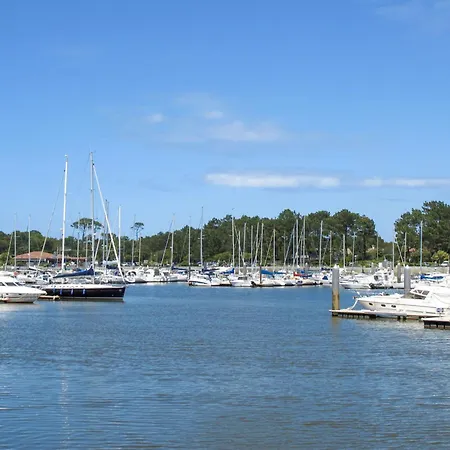 Cap Ocean-18 By Interhome كابروتو