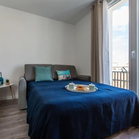 Cap Ocean-18 By Interhome كابروتو